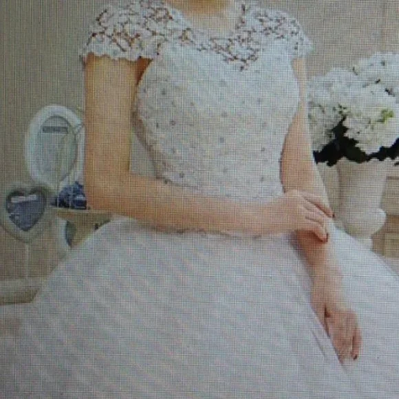 NWOT White Bridal Ball Gown Cap Sleeves Wedding Dress - Picture 2 of 6